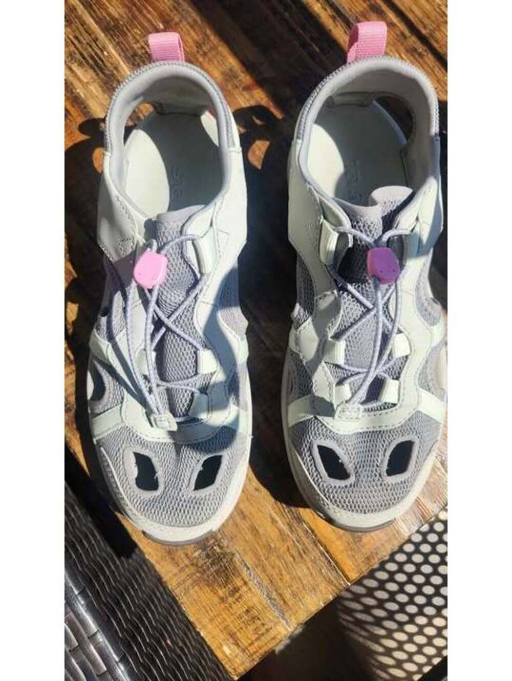 Excellent Womens Teva Outflow CT Grey and Pink Hiking Water Sandals Size 8